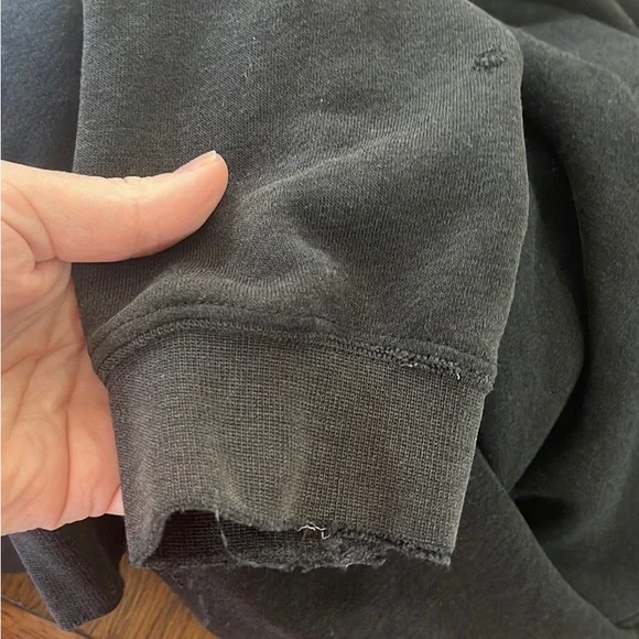 COPY - Nike sweater size s Preowned - Picture 5 of 5